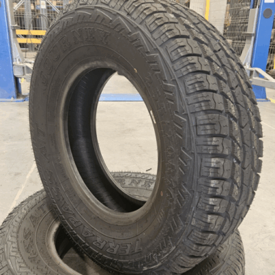 LT245/75R16 10PR 120/116R WR9001